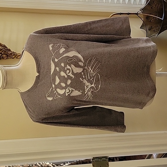 Chico's gray pullover top embroidered white leopard 3/4 sleeve size Small EUC… - Picture 1 of 6